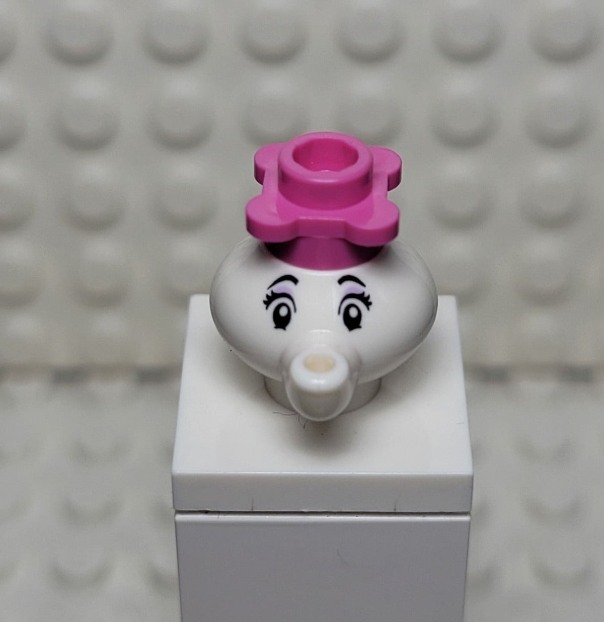 Mrs Potts, dp028